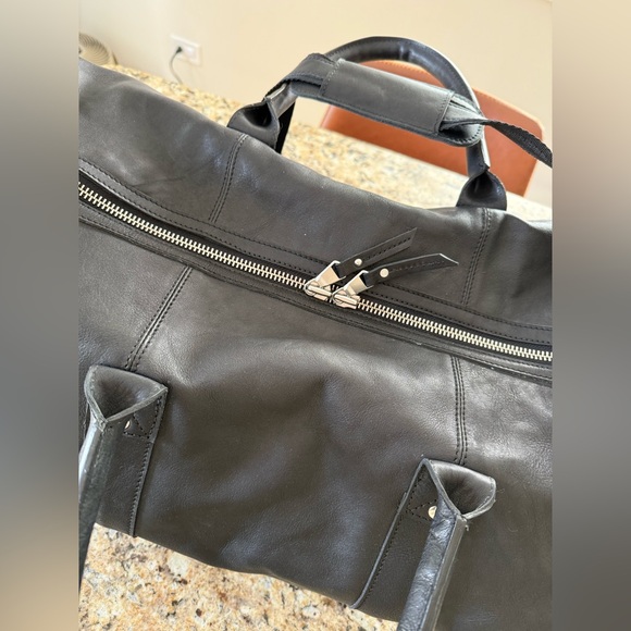 NEW F.H. Wordsworth NYC Leather Weekender Duffle Bag BLACK Claddagh Classic Golf - Picture 3 of 10